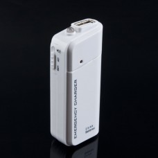 Emergency USB Battery Charger 2x AA with Flashlight for iPhone 4G 3G 3GS 4S iPod